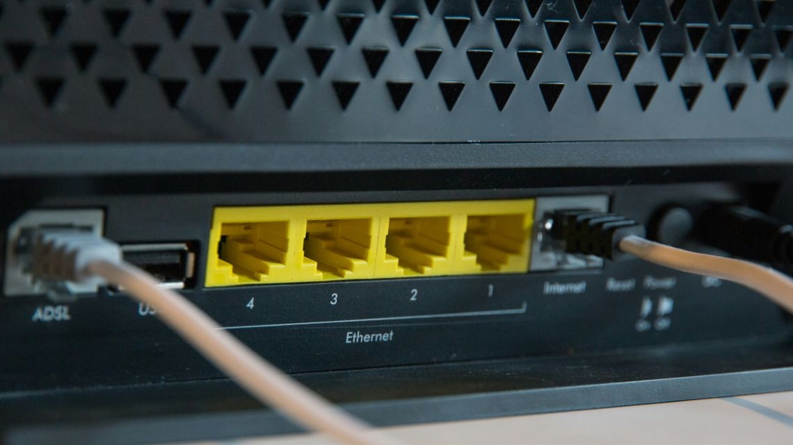 Falha explorada por cibercriminosos em routers leva a atualização de emergência